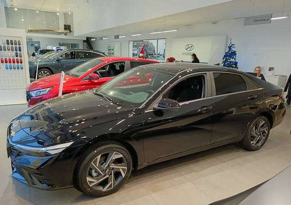 Hyundai Elantra cena 120506 przebieg: 1, rok produkcji 2023 z Toruń małe 37